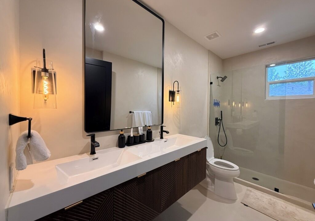 Photo of Bathroom in Willow Bend East