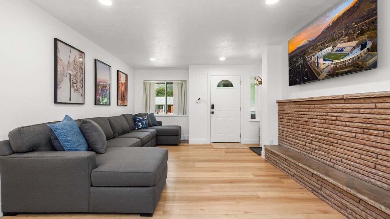Photo of Livingroom in Orem