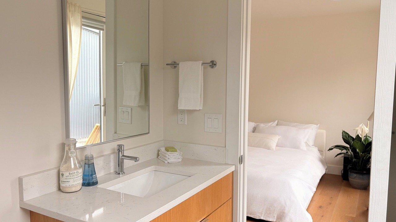 Photo of Bedroom in East Central