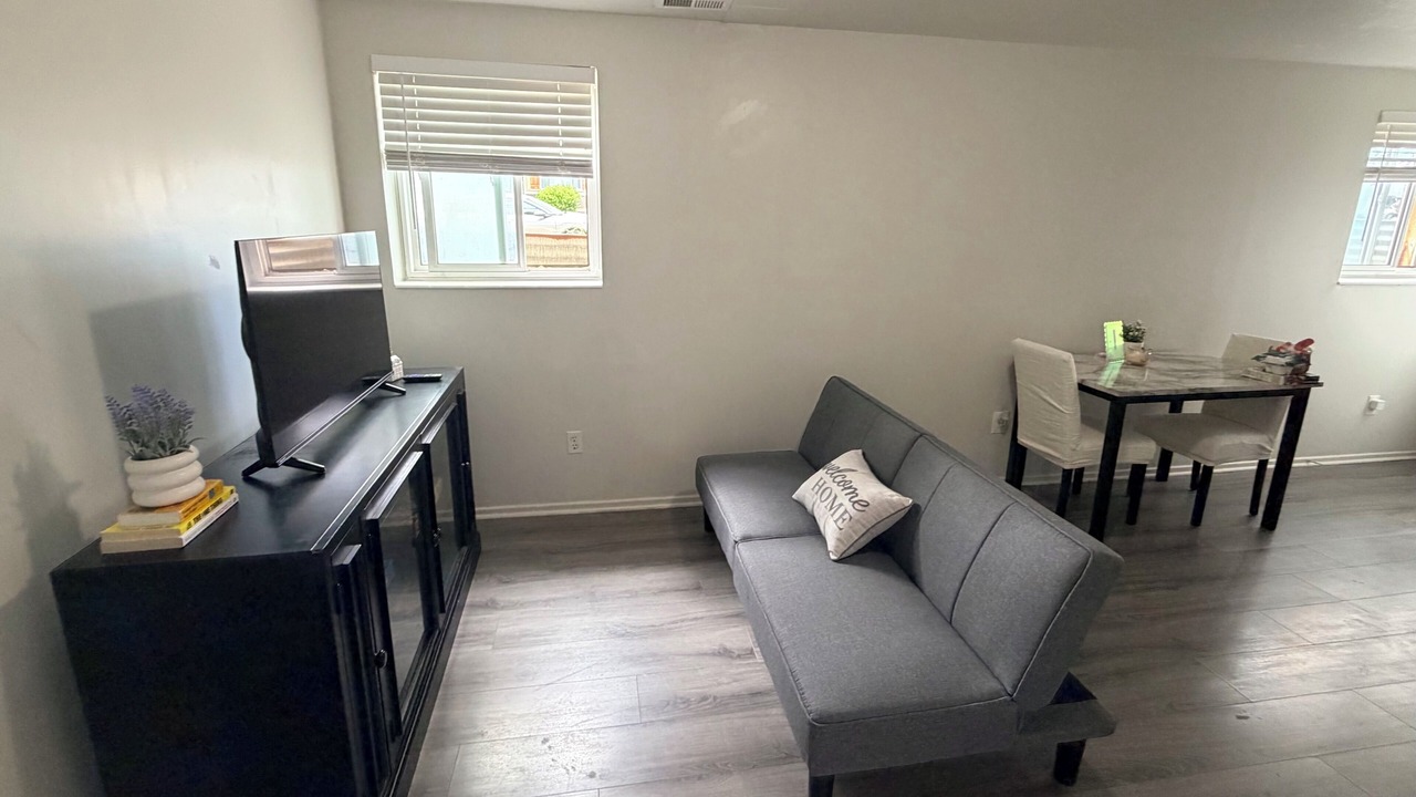 Photo of Livingroom in Layton