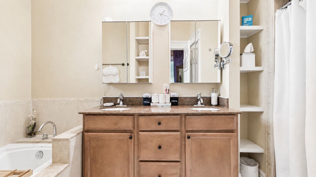 Photo of Bathroom in Hyde Park