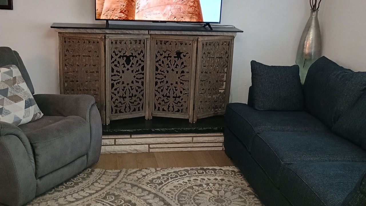 Photo of Livingroom in Millcreek