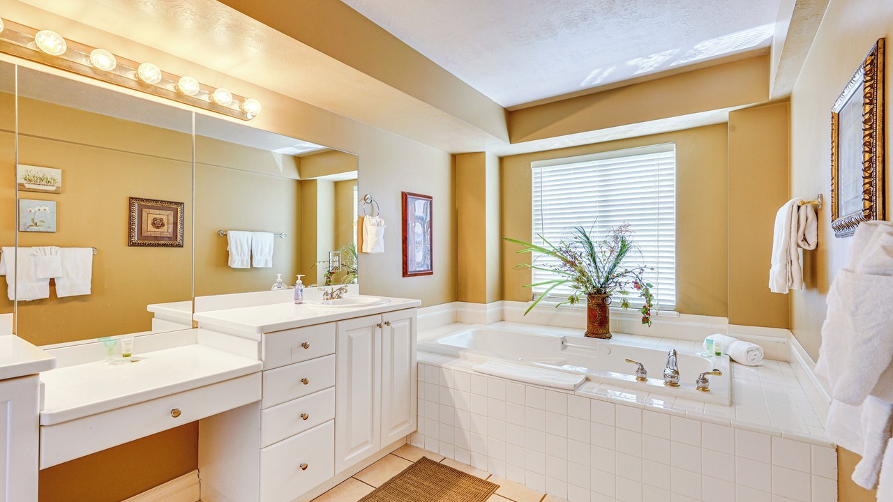 Photo of Bathroom in Draper