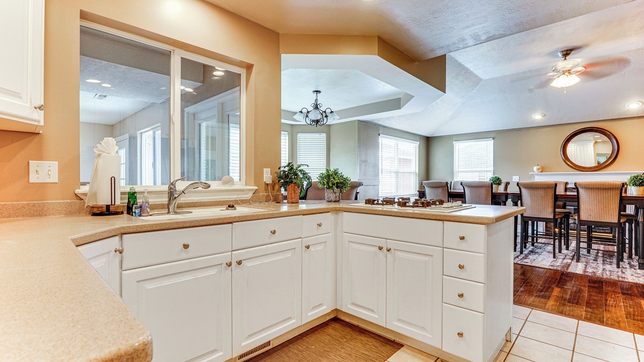 Photo of Kitchen in Draper