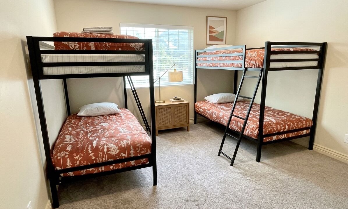 Photo of Bedroom in Springville