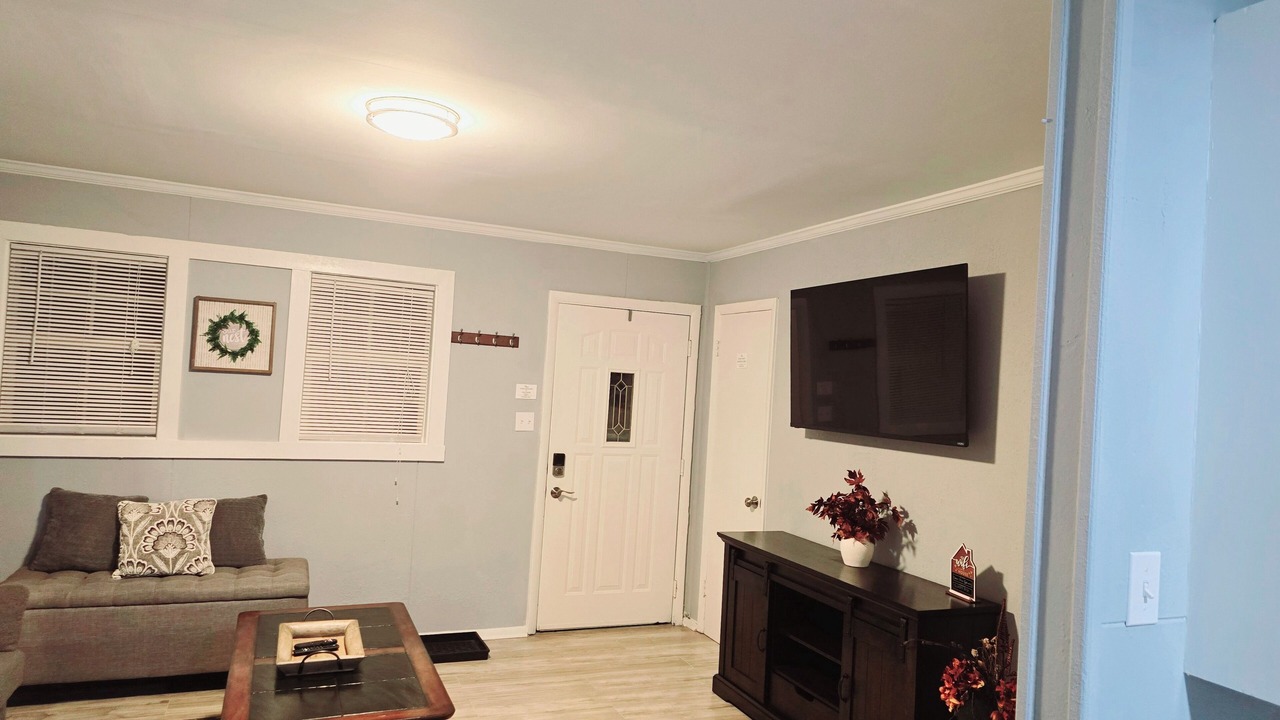 Photo of Livingroom in Hampton