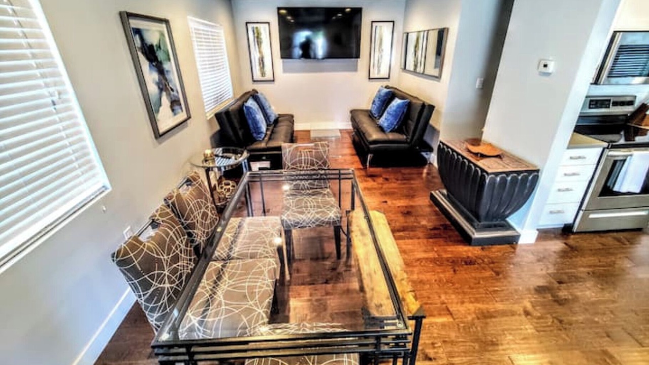 Photo of Livingroom in South Salt Lake