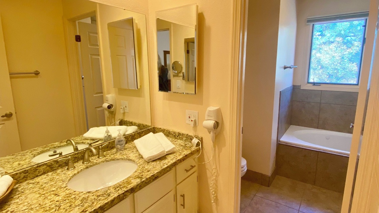 Photo of Bathroom in Cottonwood Heights