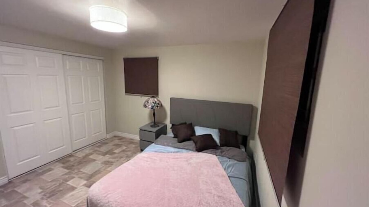 Photo of Bedroom in Sandy