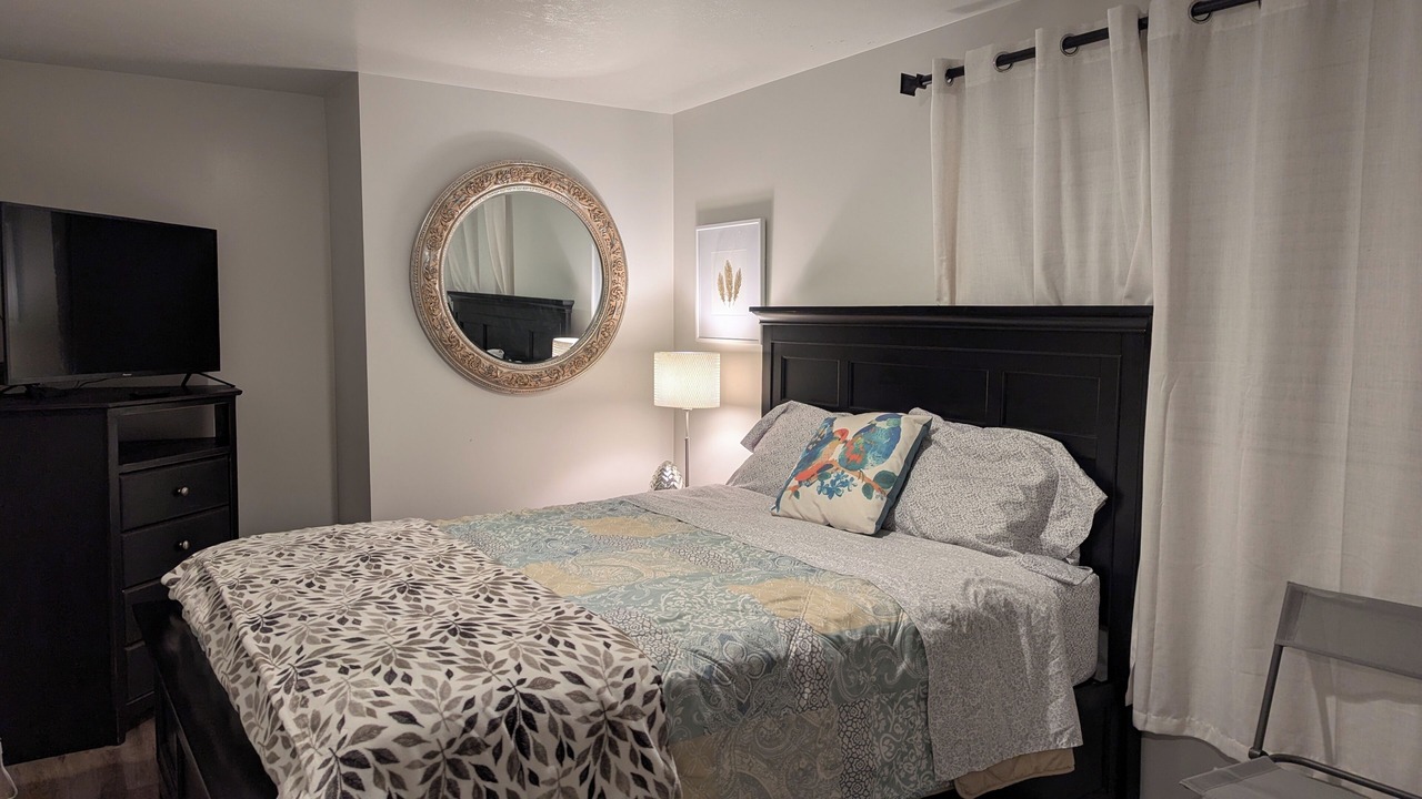 Photo of Bedroom in Sandy