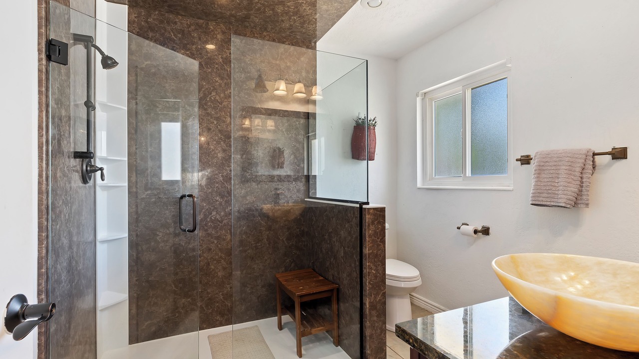 Photo of Bathroom in Cottonwood Heights