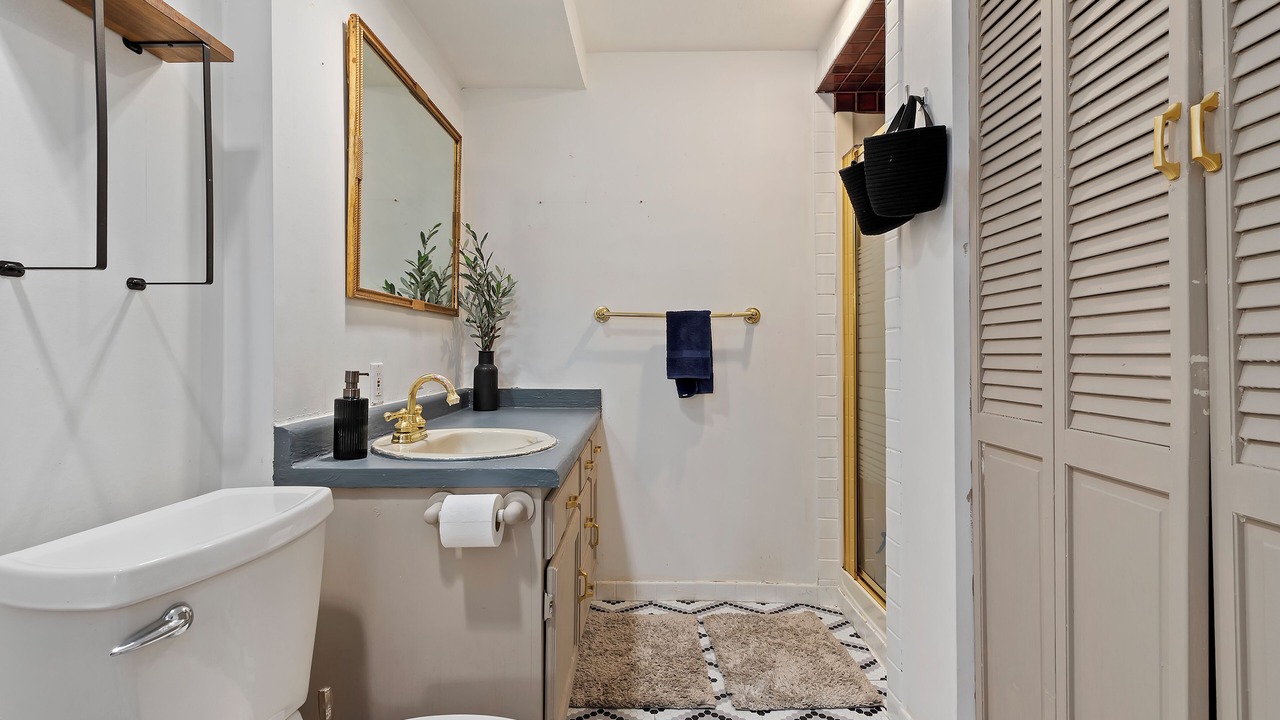 Photo of Bathroom in Cottonwood Heights
