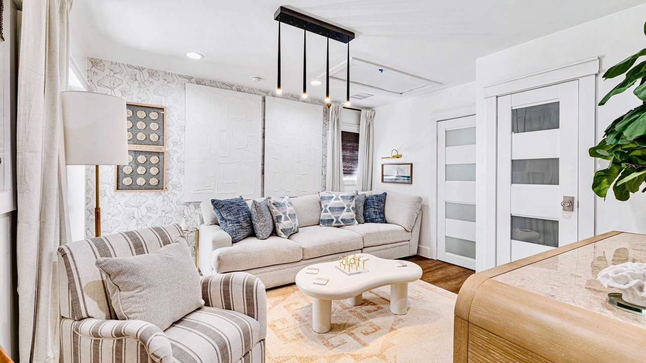 Photo of Livingroom in Kiska Beach