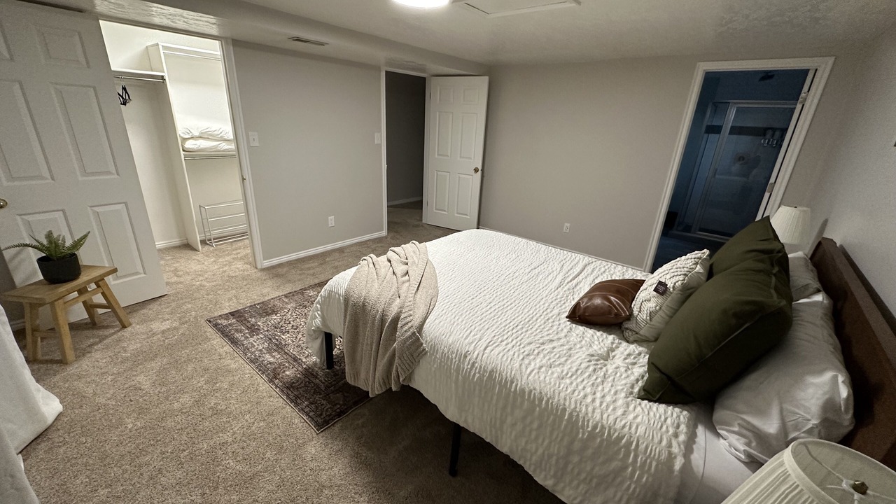 Photo of Bedroom in Sandy