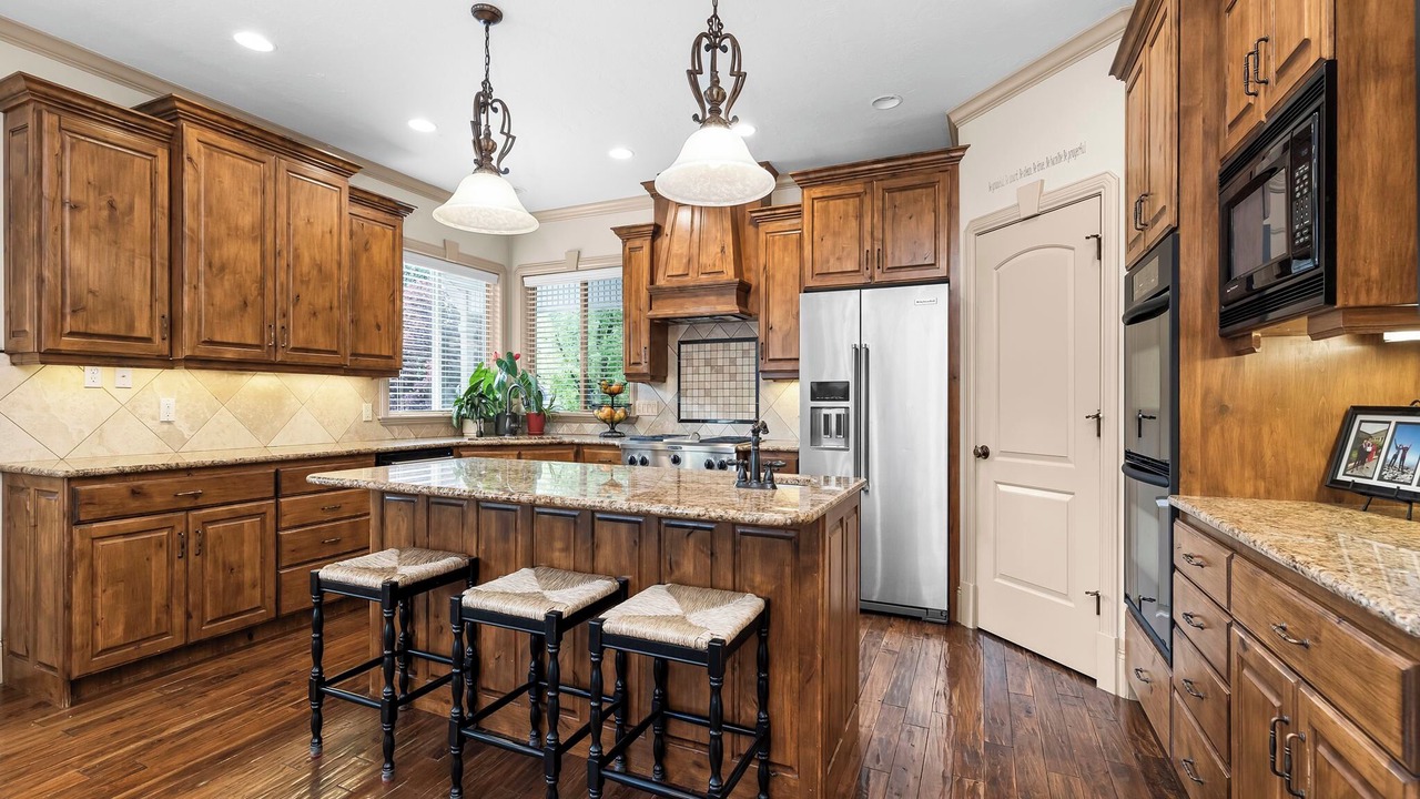 Photo of Kitchen in River Bottoms