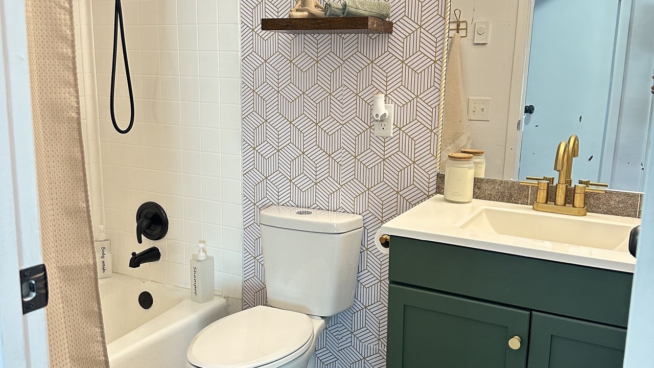Photo of Bathroom in North Salt Lake