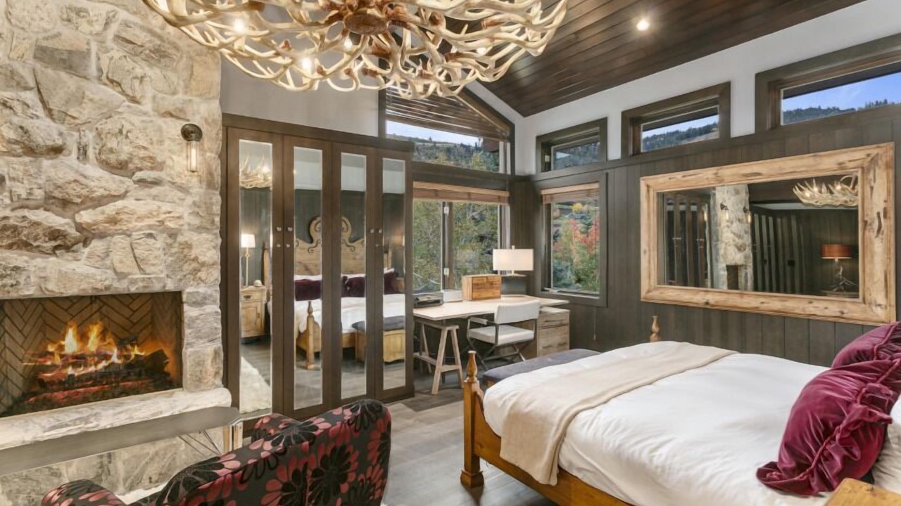 Photo of Livingroom in Deer Valley