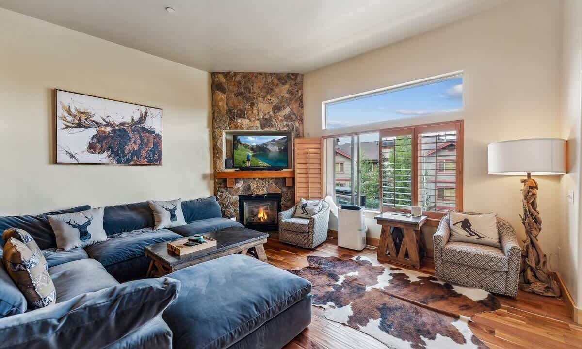 Photo of Livingroom in Bear Hollow Village