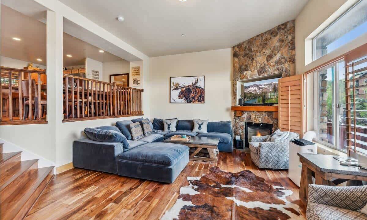 Photo of Livingroom in Bear Hollow Village