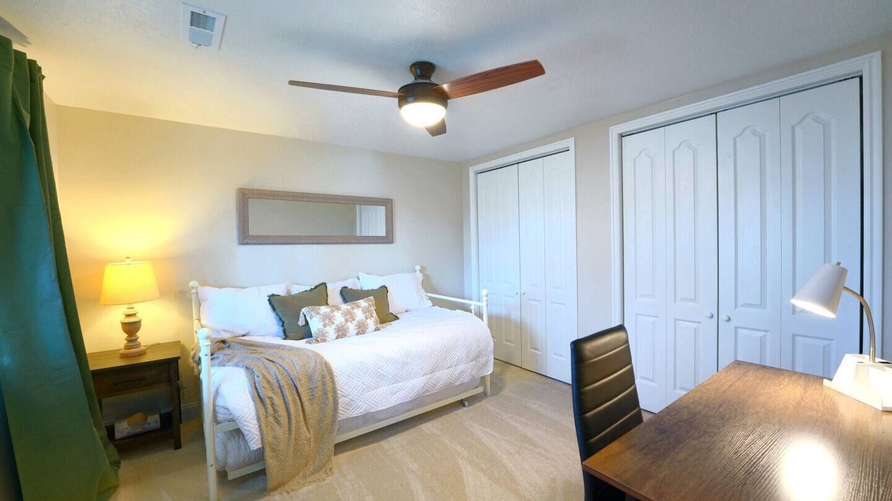 Photo of Bedroom in Springville