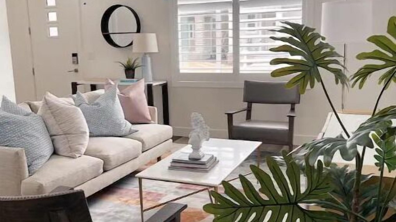 Photo of Livingroom in Bluffdale