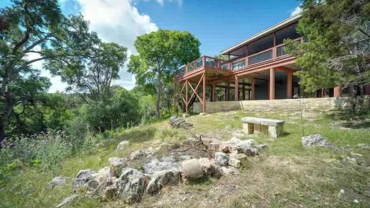Photo of Patio Balcony in Canyon Lake