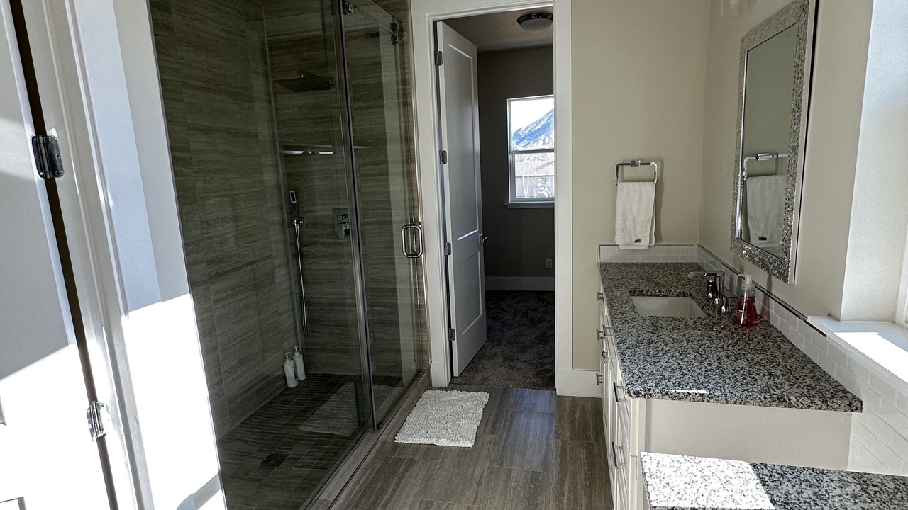 Photo of Bathroom in Nephi
