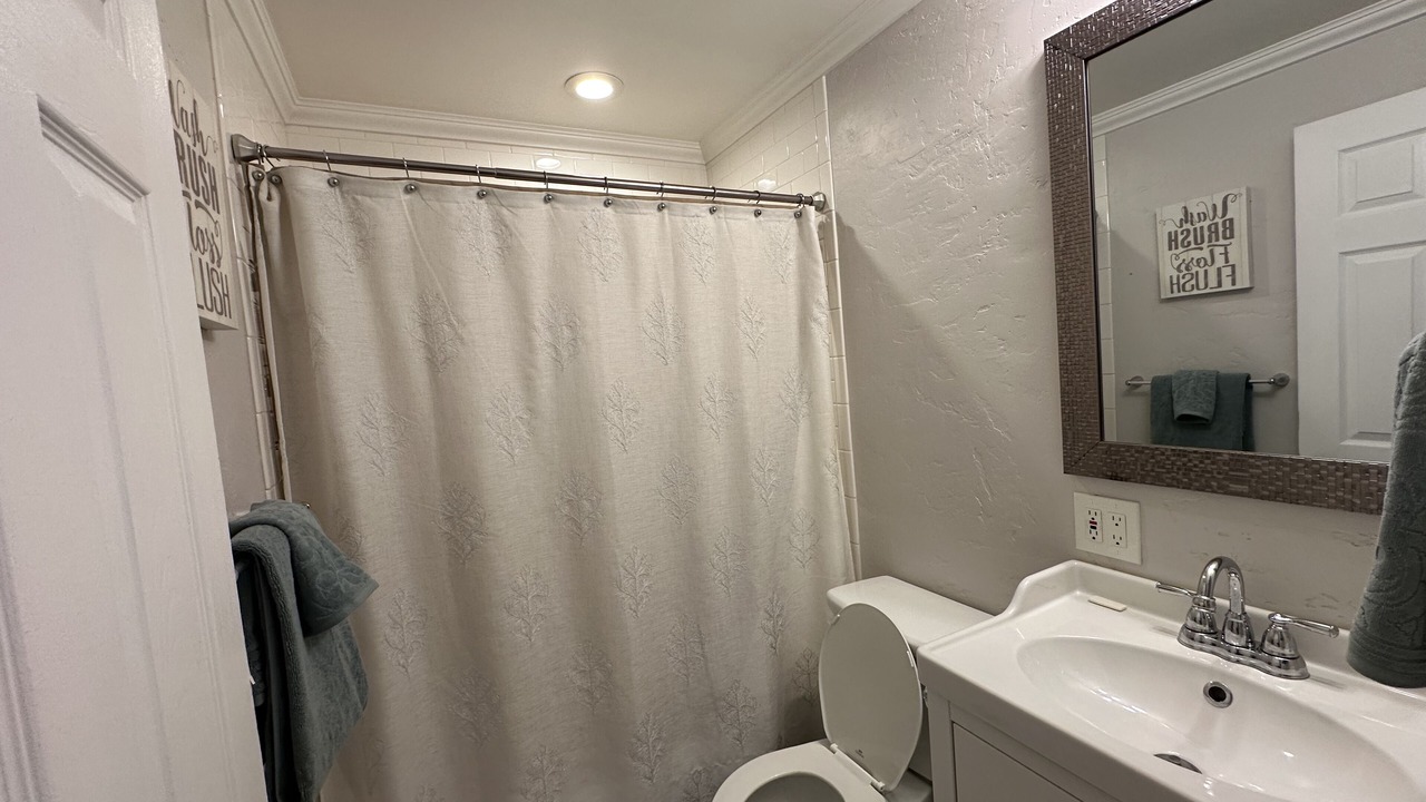 Photo of Bathroom in Suncrest