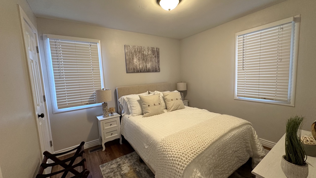 Photo of Bedroom in Suncrest