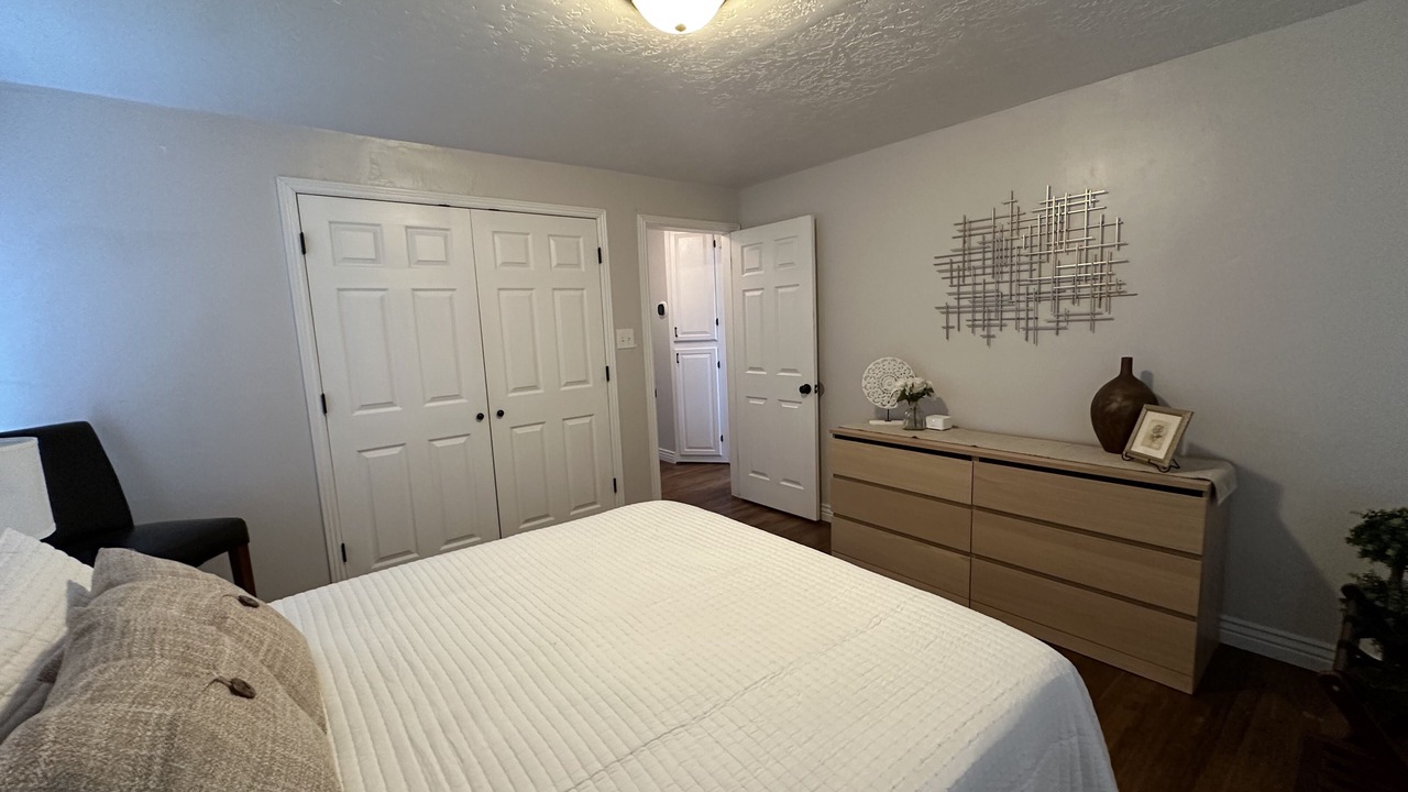 Photo of Bedroom in Suncrest