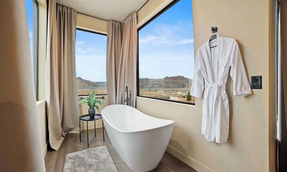 Photo of Bathroom in Big Water