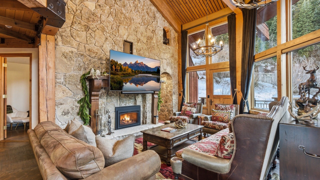 Photo of Livingroom in Sundance