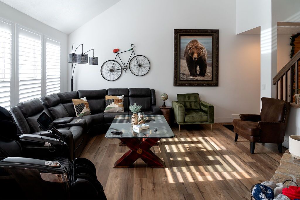 Photo of Livingroom in Cottonwood Heights