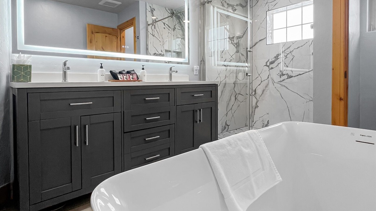 Photo of Bathroom in Kimball Junction