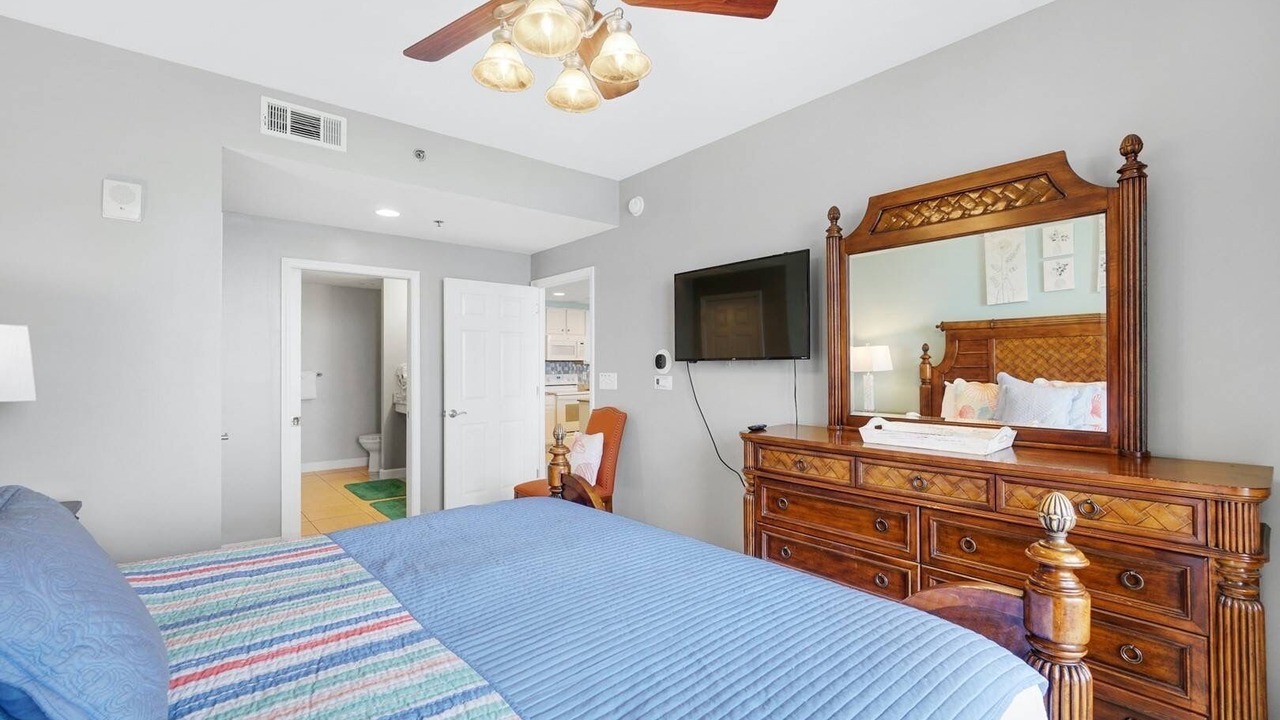 Photo of Bedroom in Miramar Beach