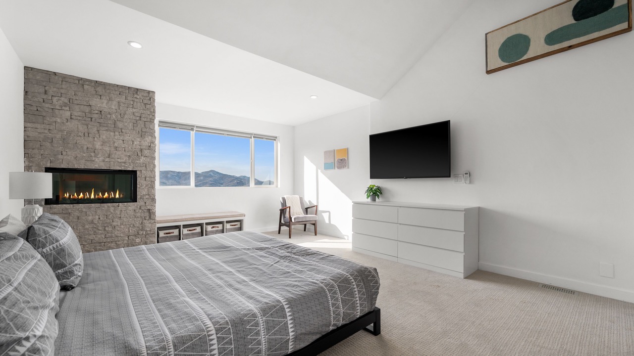 Photo of Bedroom in Highland Estates
