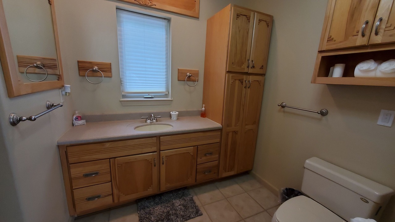 Photo of Bathroom in Lost Bridge Village
