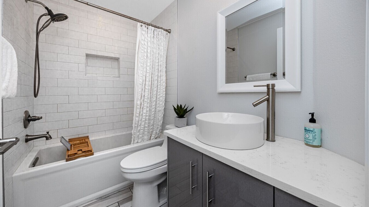 Photo of Bathroom in Palm Harbor
