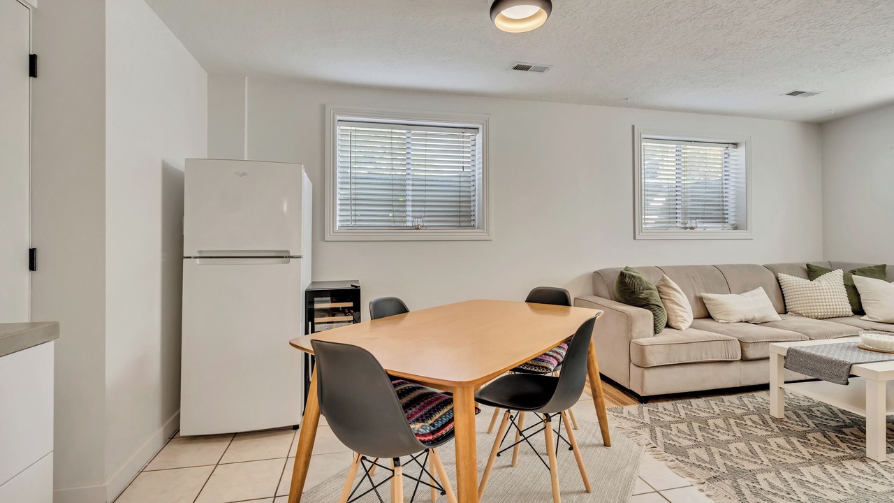 Photo of Livingroom in Sandy