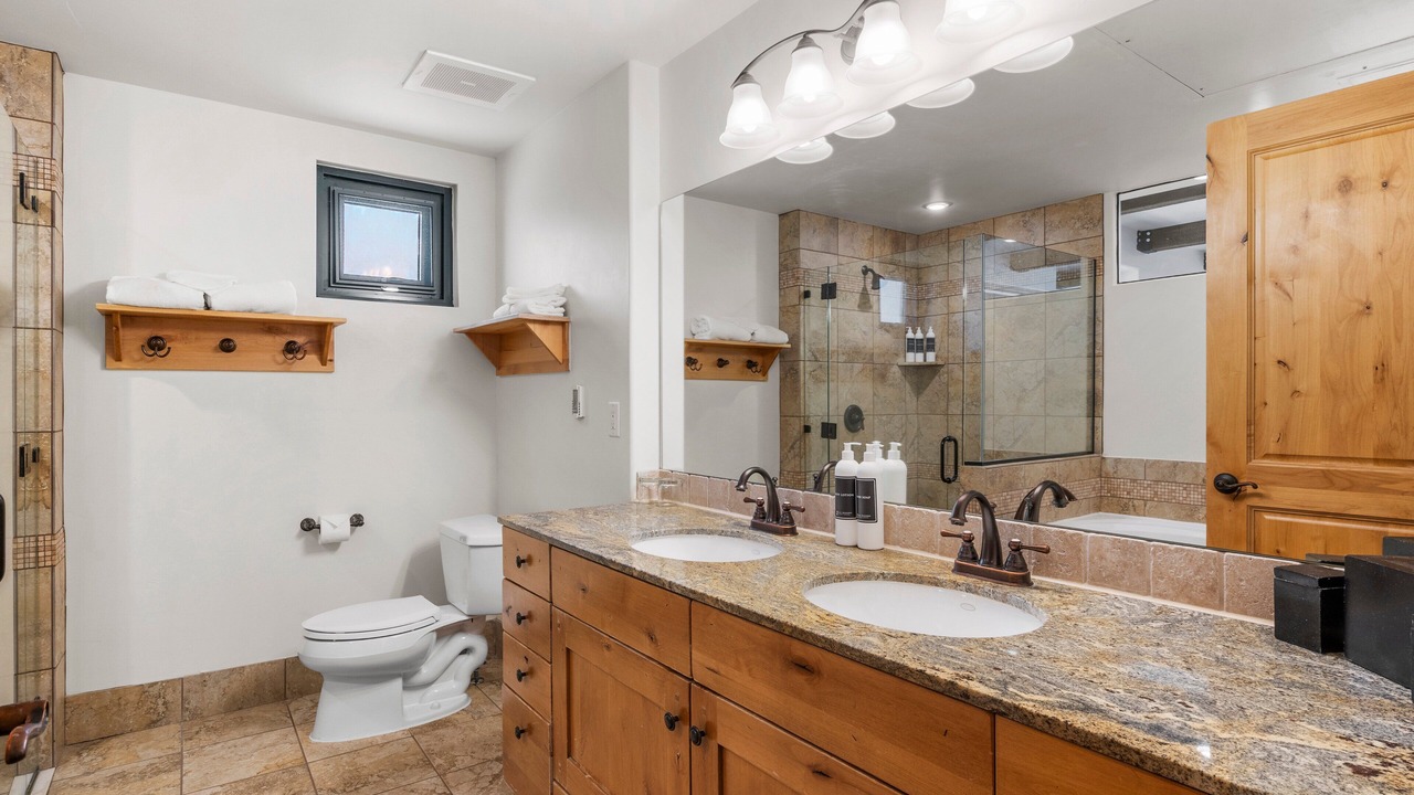 Photo of Bathroom in Kimball Junction