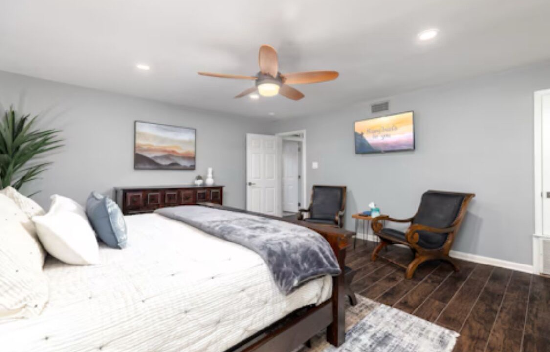 Photo of Bedroom in Canyon Lake