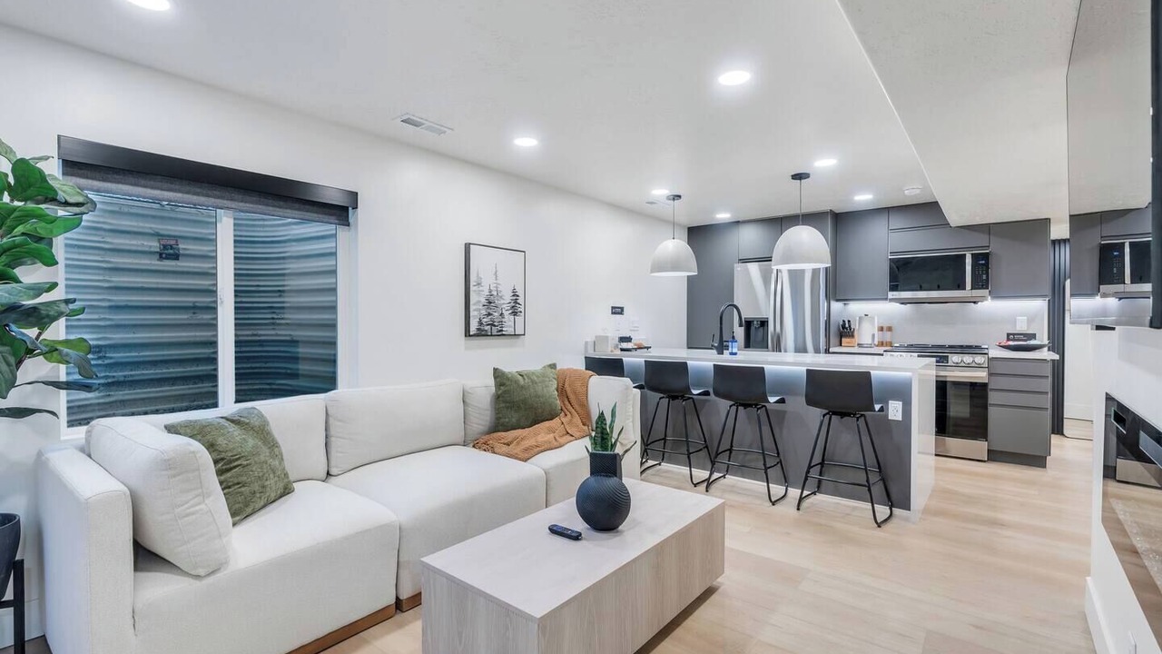 Photo of Bedroom in Lehi