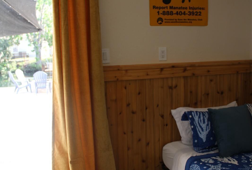 Photo of Bedroom in Weeki Wachee Gardens