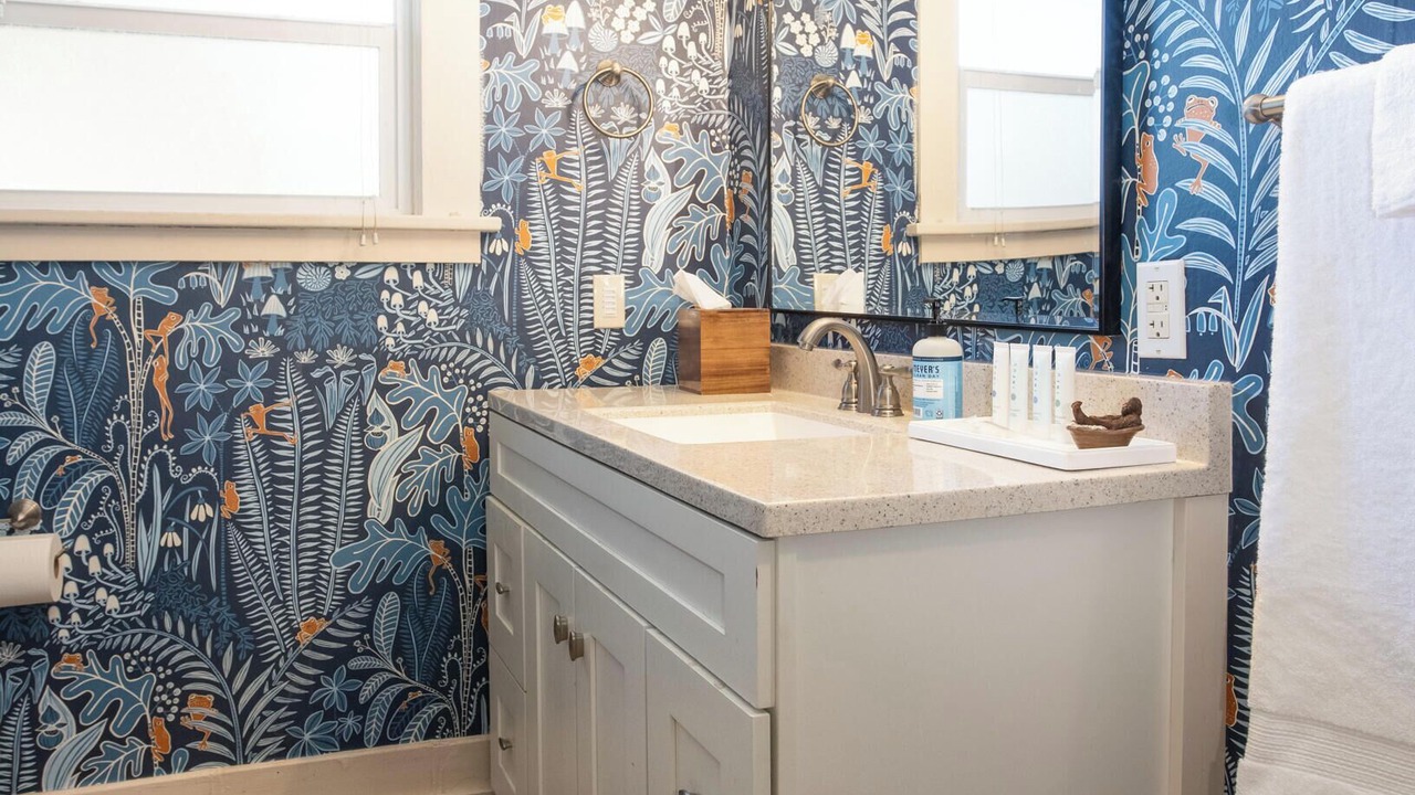 Photo of Bathroom in Lettered Streets
