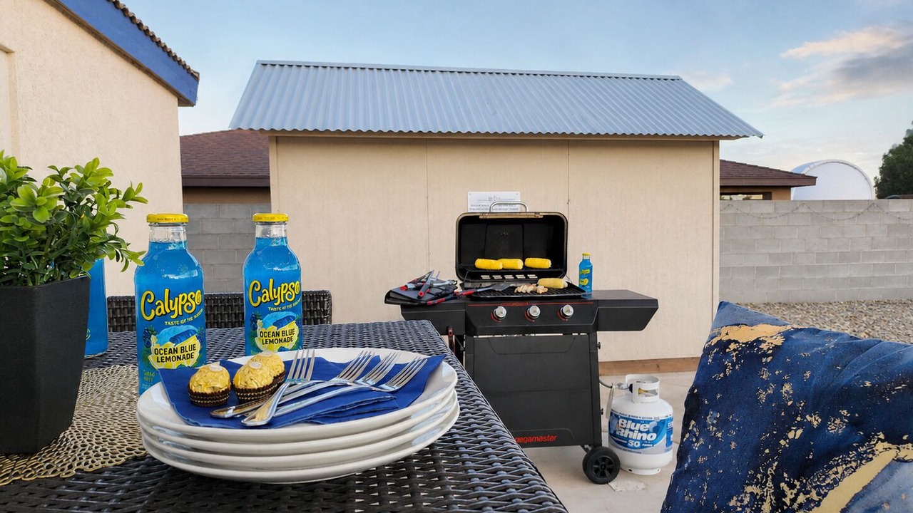 Photo of Outdoor in Page