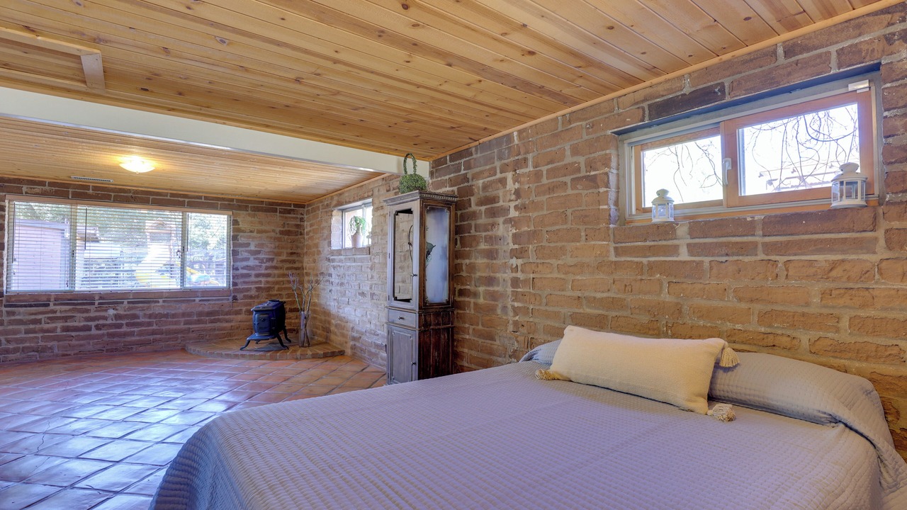 Photo of Bedroom in Valley Center