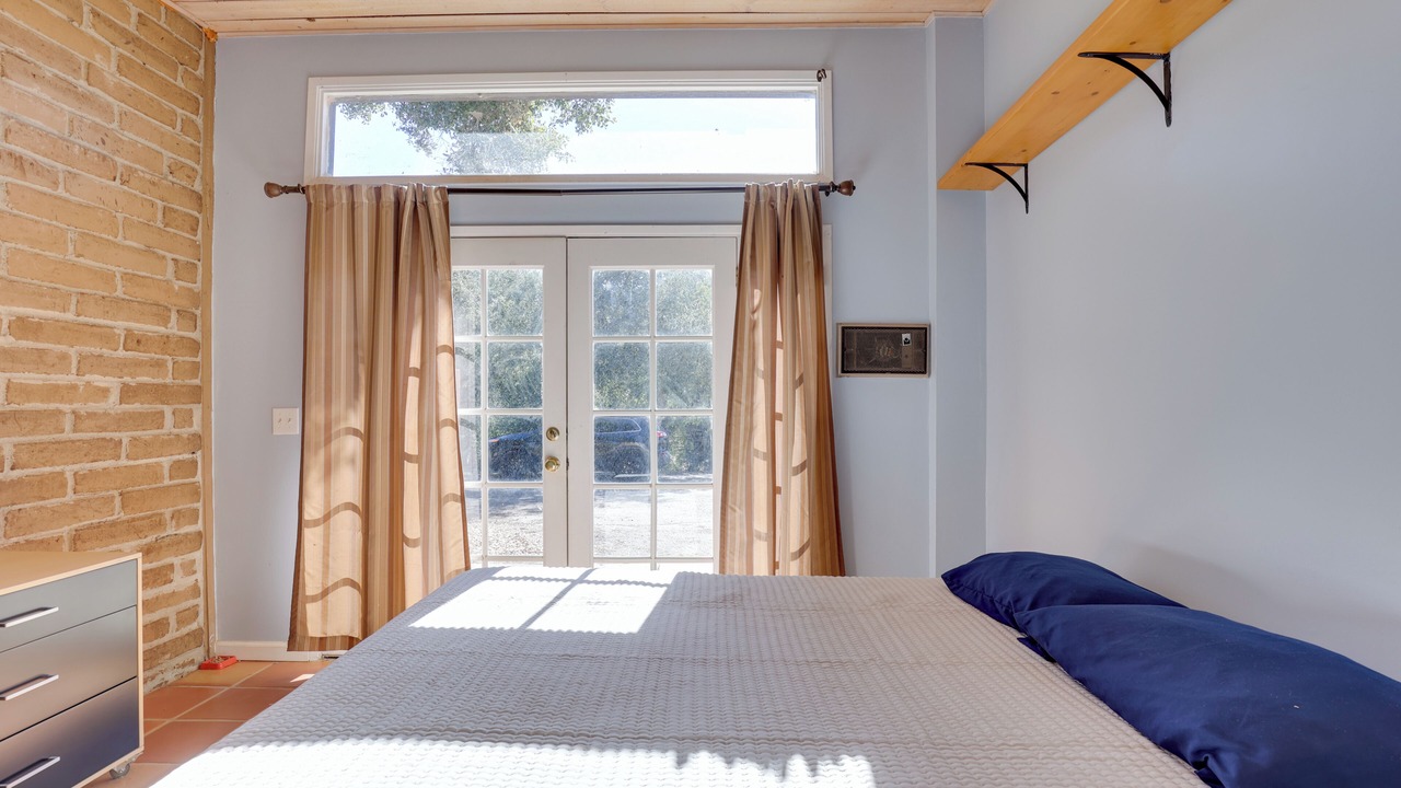 Photo of Bedroom in Valley Center