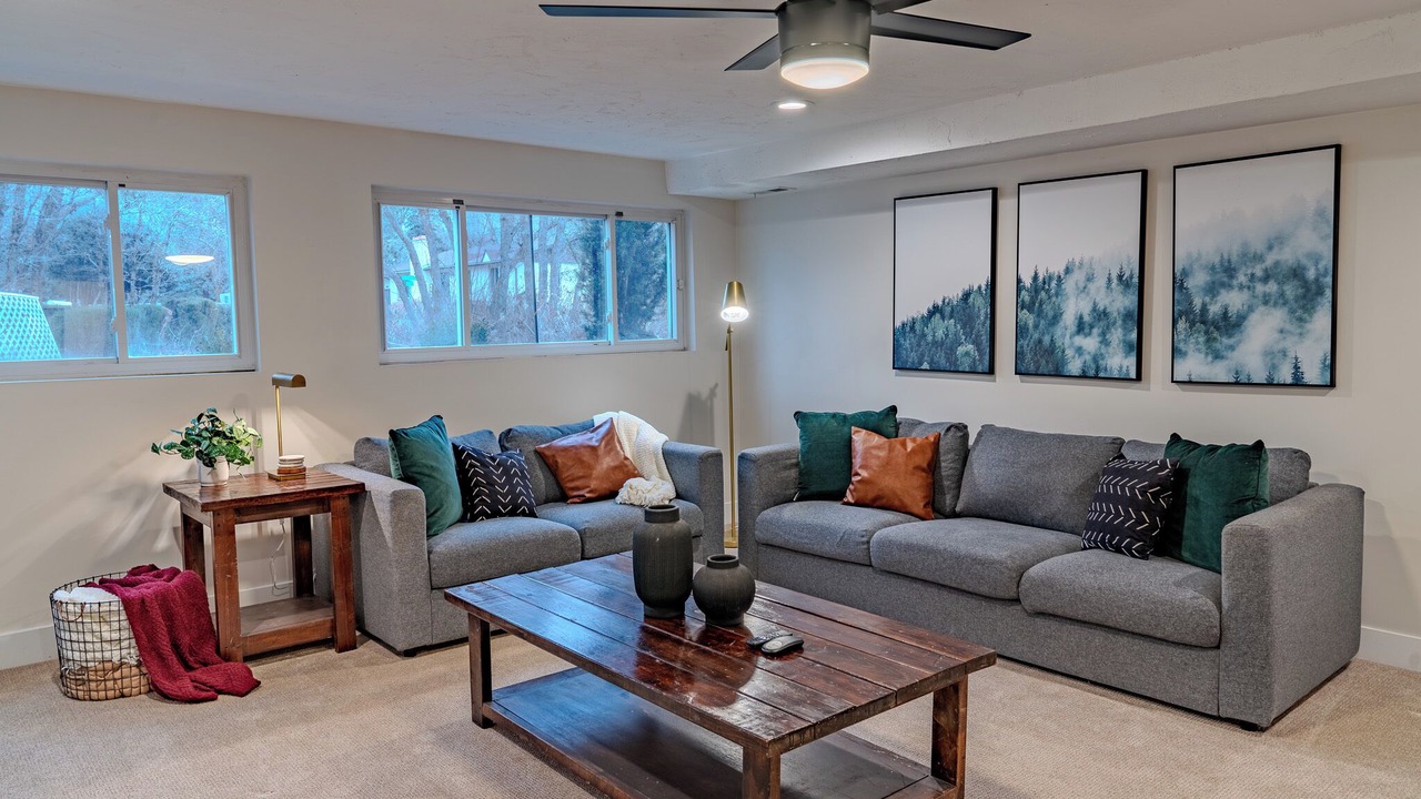 Photo of Livingroom in Sandy