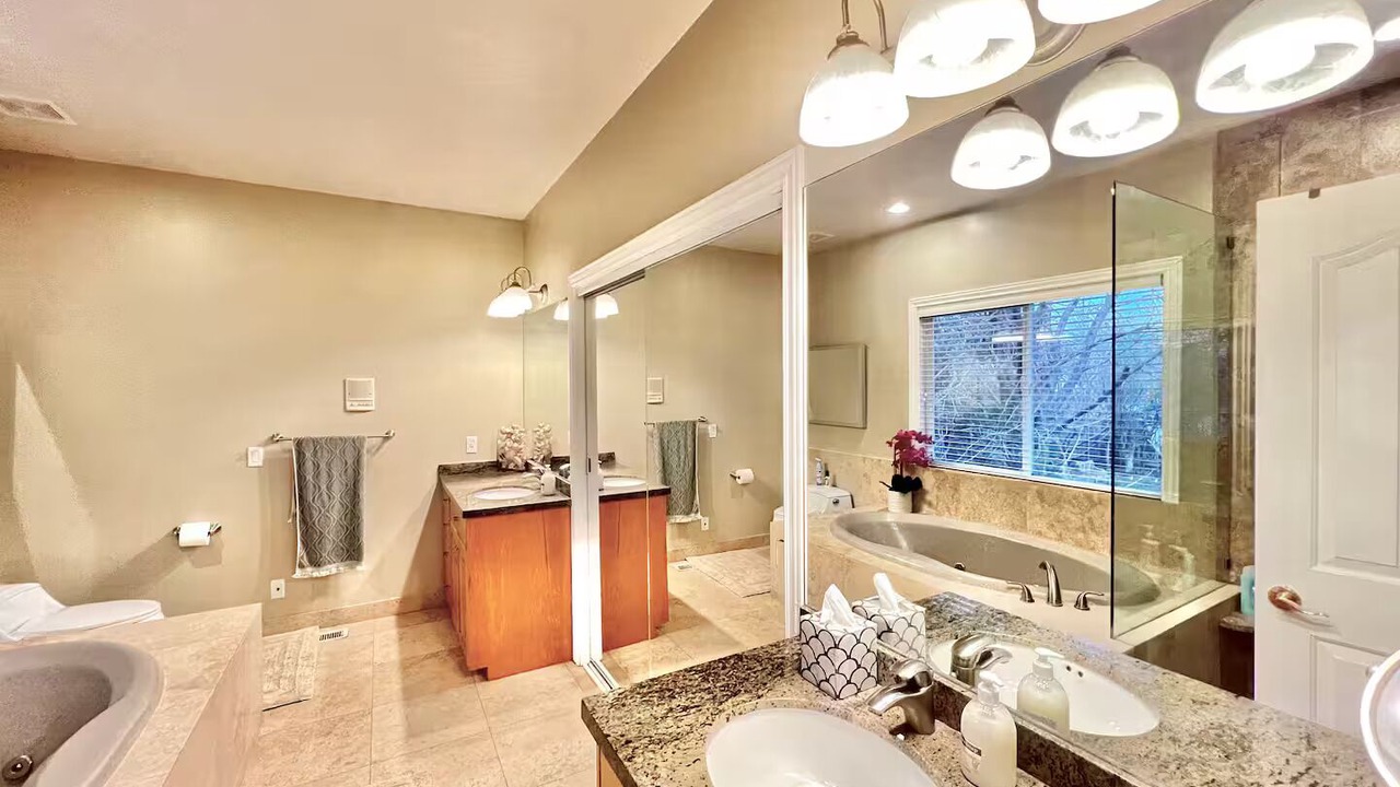 Photo of Bathroom in Draper