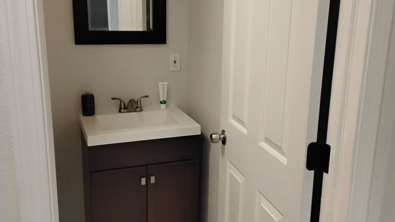 Photo of Bathroom in Lake Point